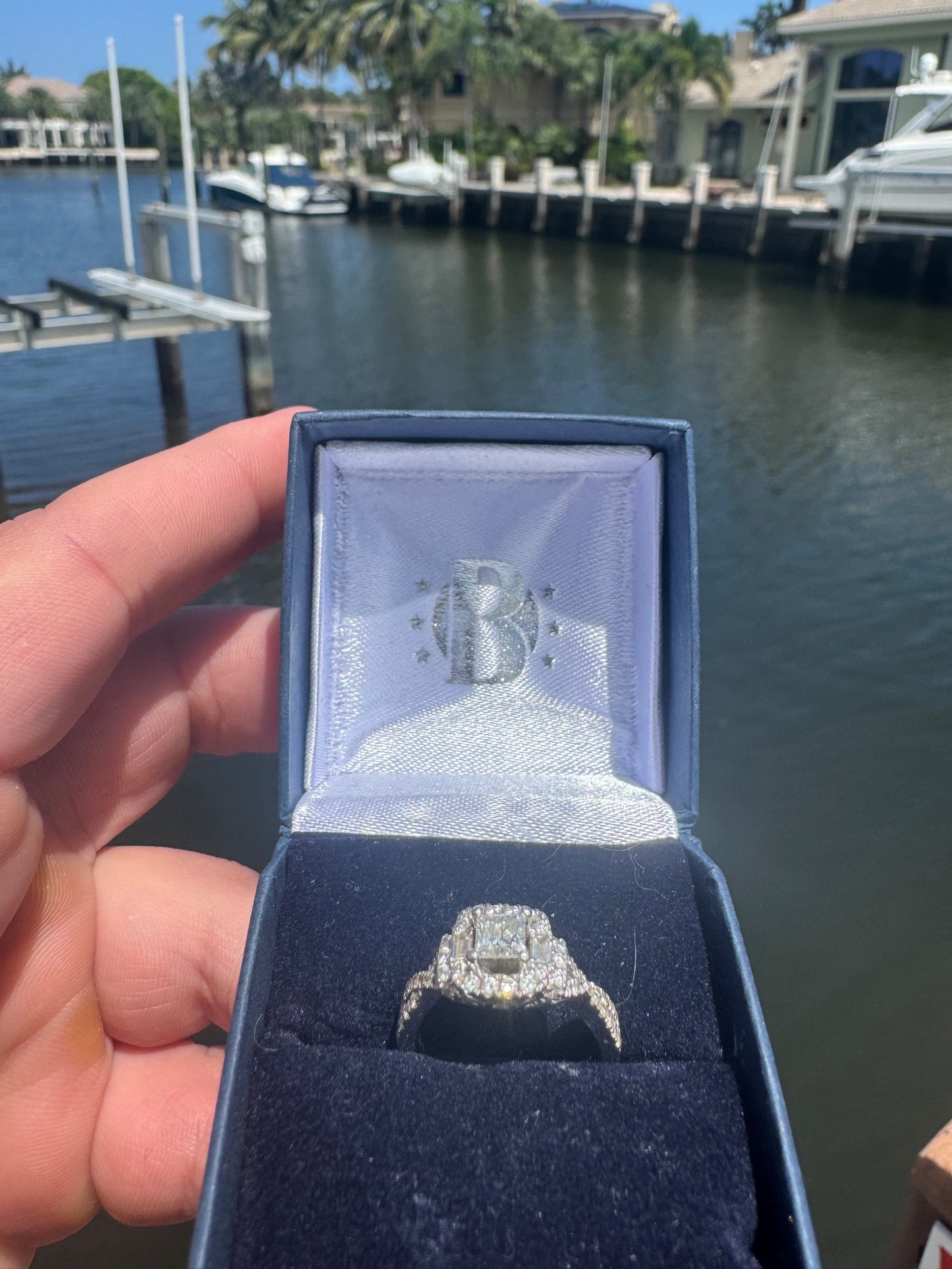 NATURAL DIAMOND 14k White Gold Ring
