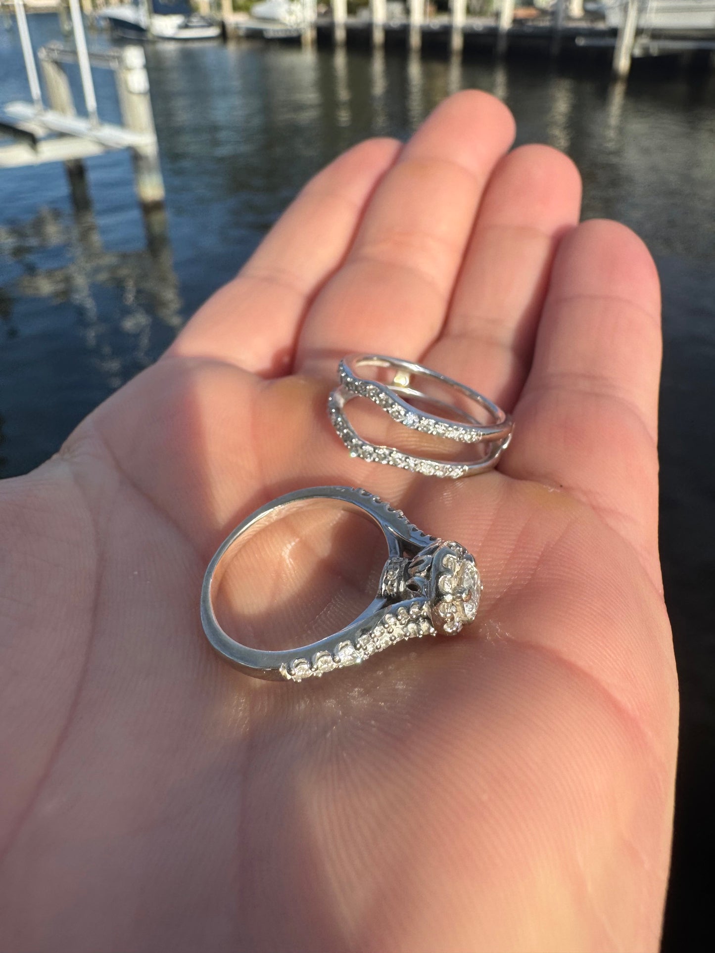 14k *Very Special* 2-piece white gold and diamond ring (set)